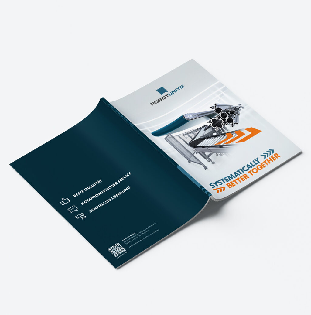 Ein offener Katalog von Robotunits zeigt den Titel "SYSTEMATICALLY BETTER TOGETHER" mit einer Grafik die die Produktrange zeigt. Die Rückseite listet Vorteile auf: Beste Qualität, kompromissloser Service, schnellste Lieferung.